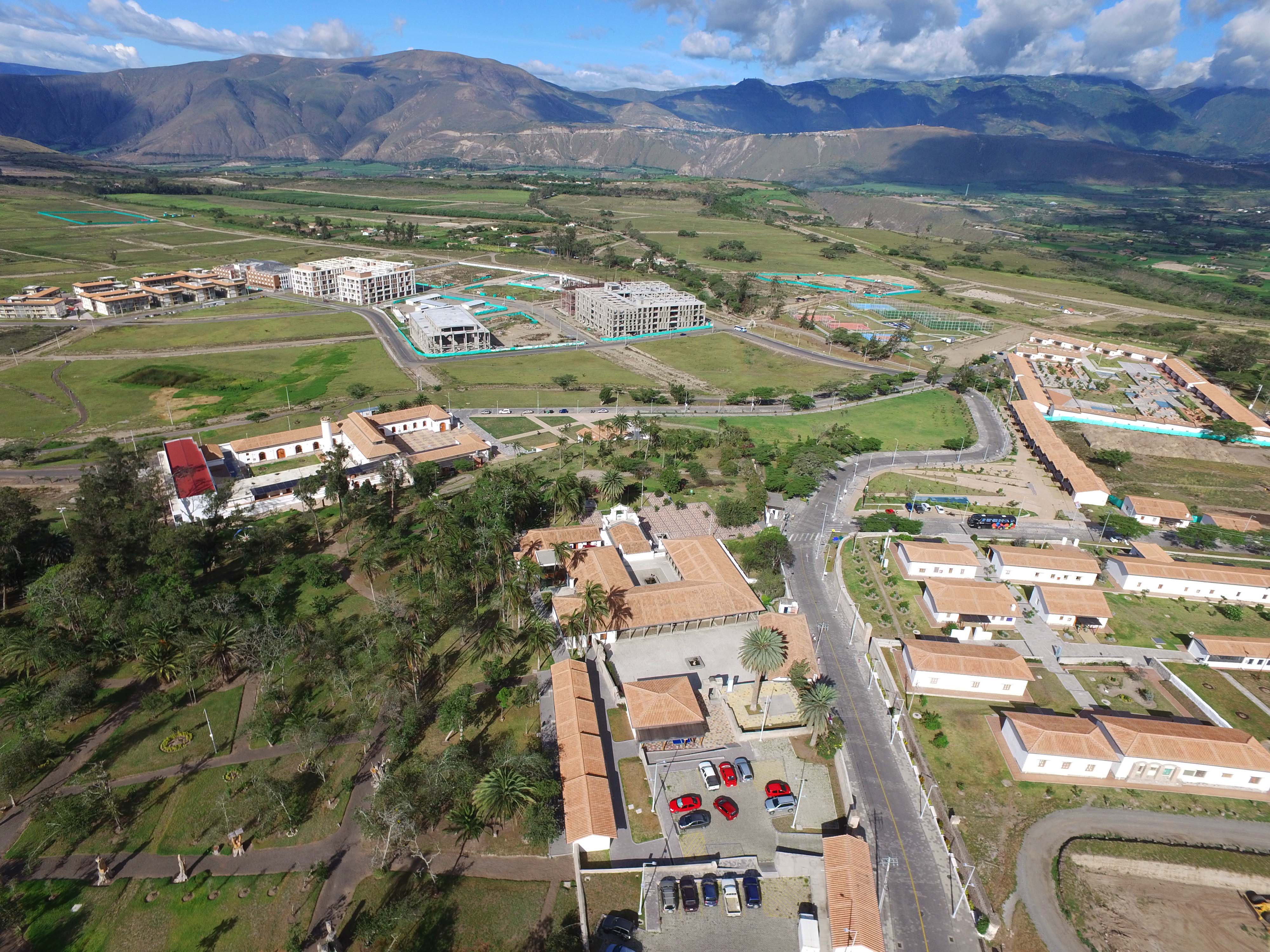 Universidad Yachay Tech